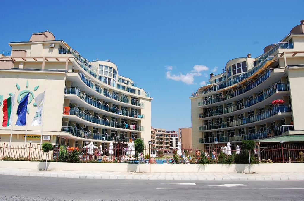 Julia Family - Menada Apartments Słoneczny Brzeg Zewnętrze zdjęcie