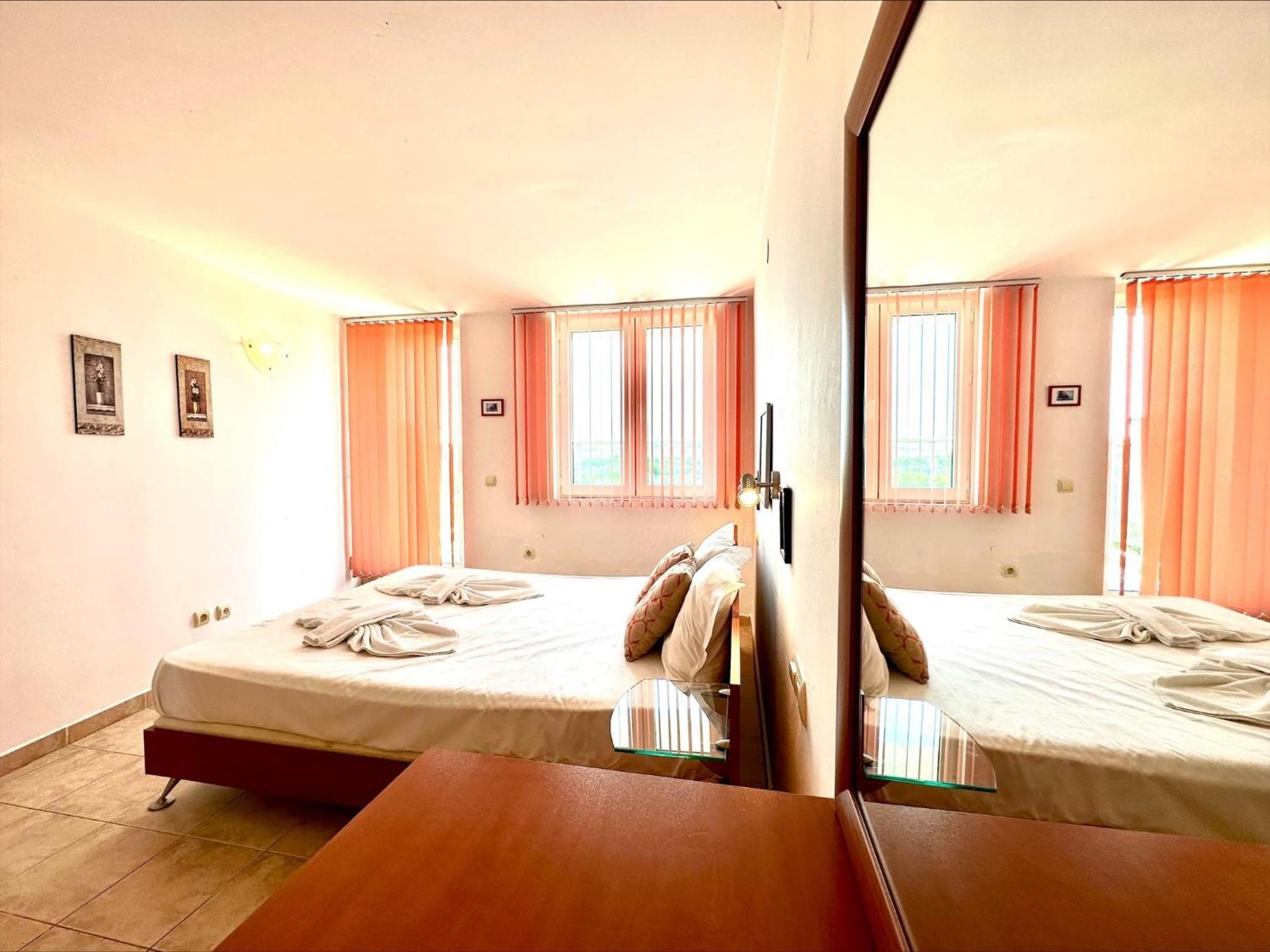 Julia Family - Menada Apartments Słoneczny Brzeg Zewnętrze zdjęcie
