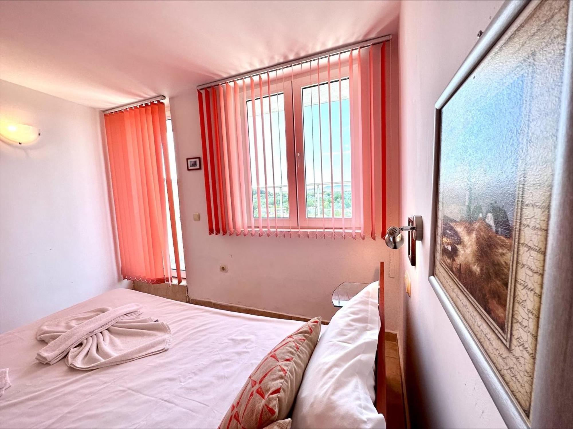 Julia Family - Menada Apartments Słoneczny Brzeg Zewnętrze zdjęcie