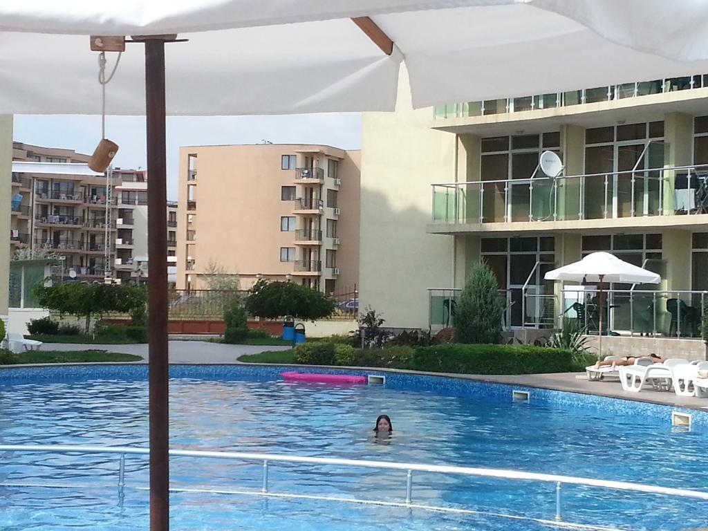 Julia Family - Menada Apartments Słoneczny Brzeg Zewnętrze zdjęcie